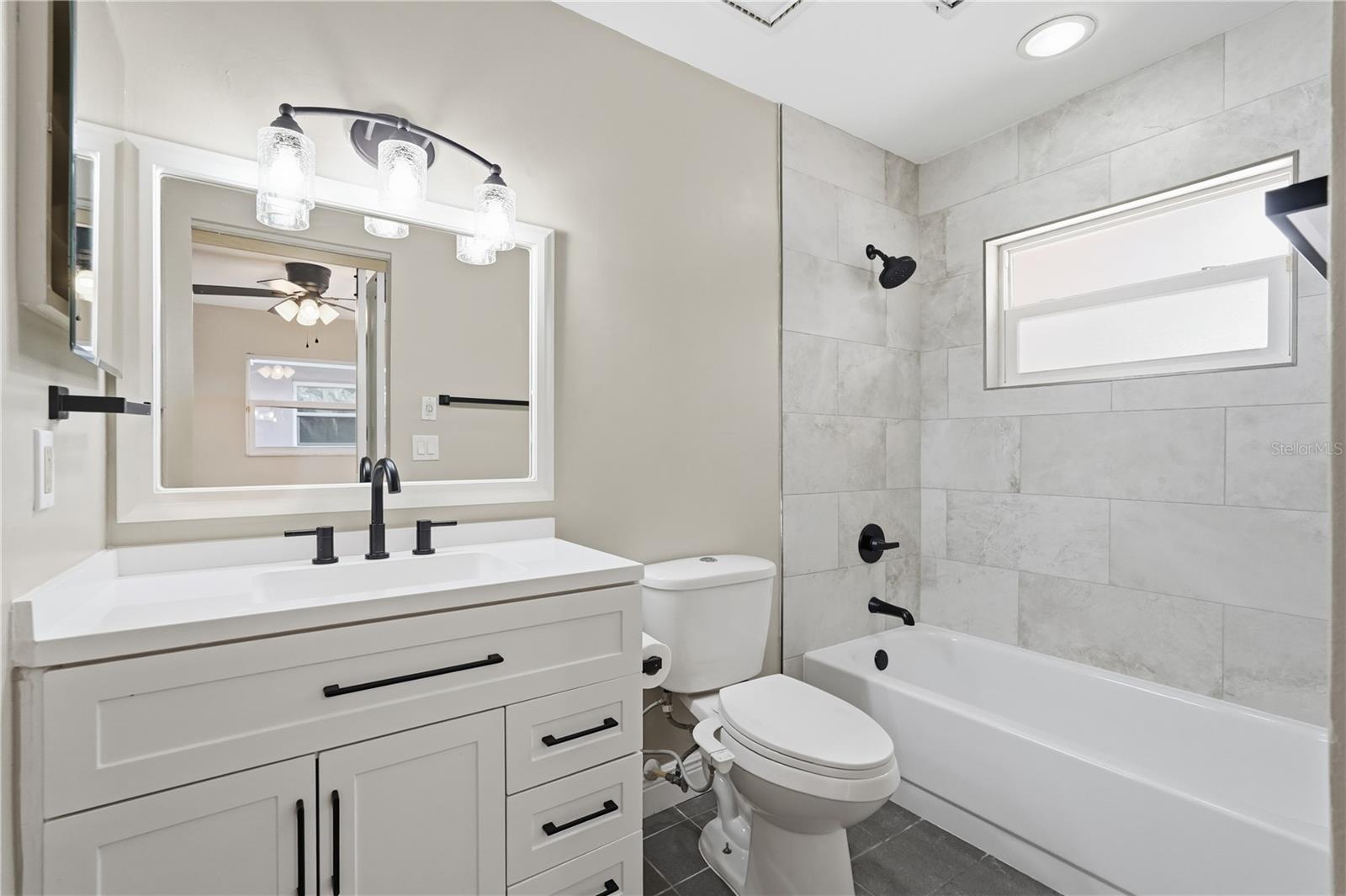 Image 15 of 25 For 1803 Elmwood Drive