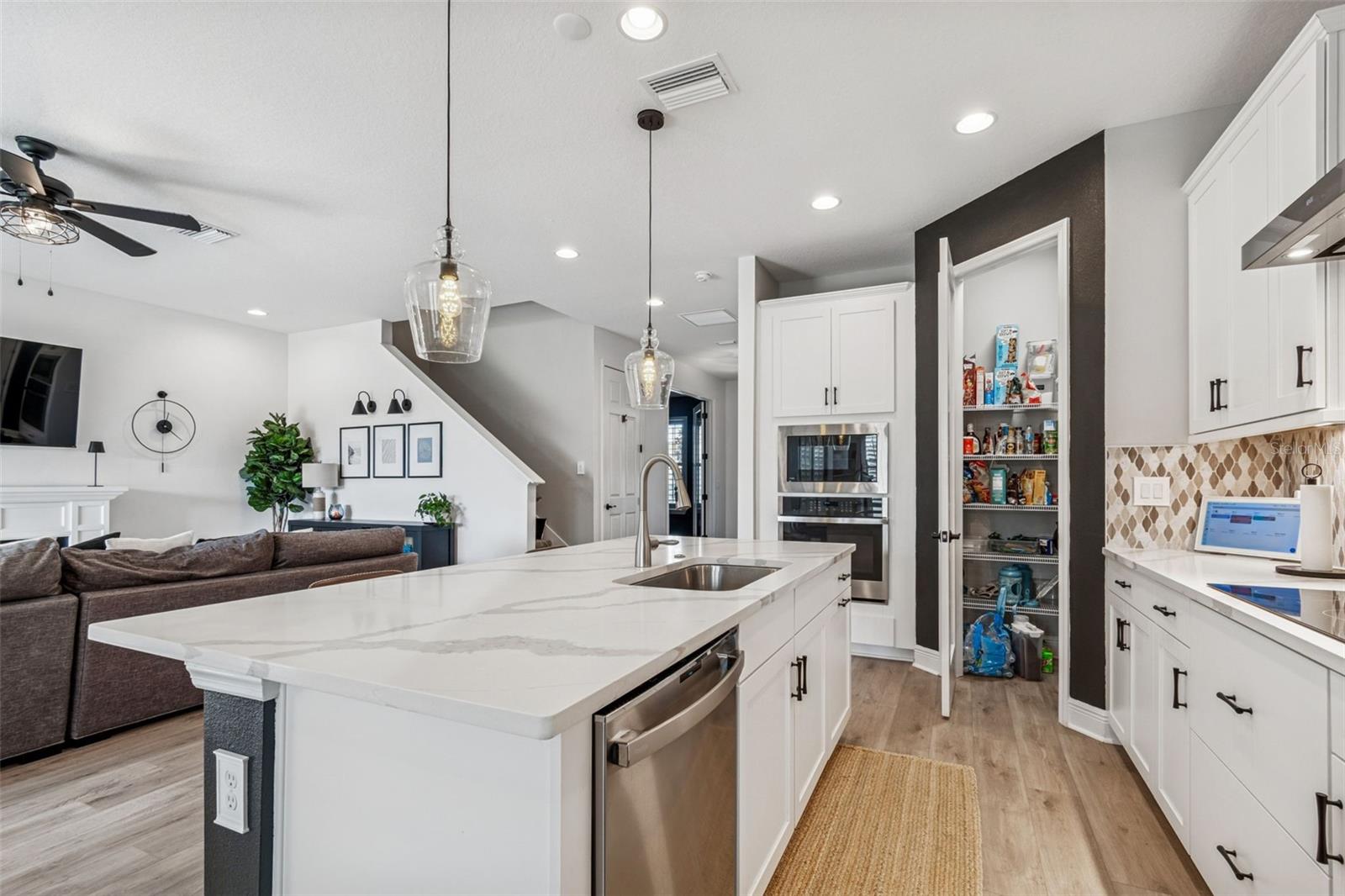 Image 18 of 84 For 17738 Everlong Drive