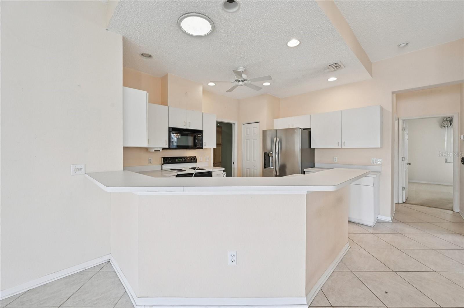 Image 13 of 62 For 1221 Radison Avenue 47