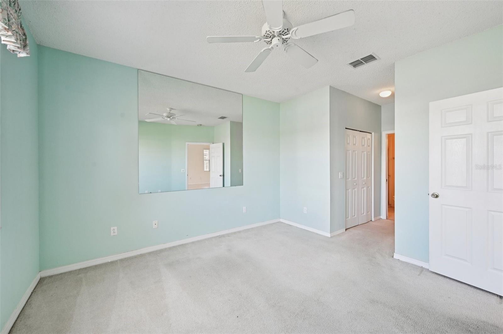 Image 17 of 62 For 1221 Radison Avenue 47