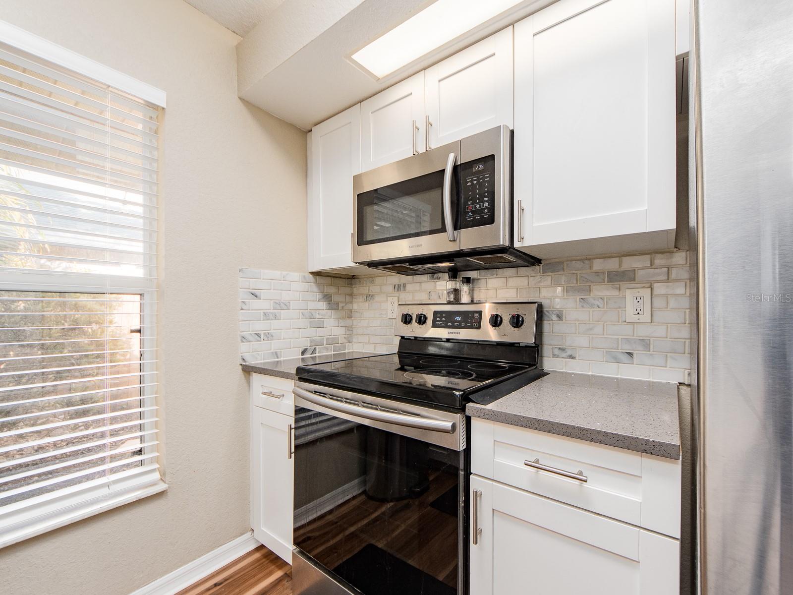 Image 14 of 34 For 15838 49th St N