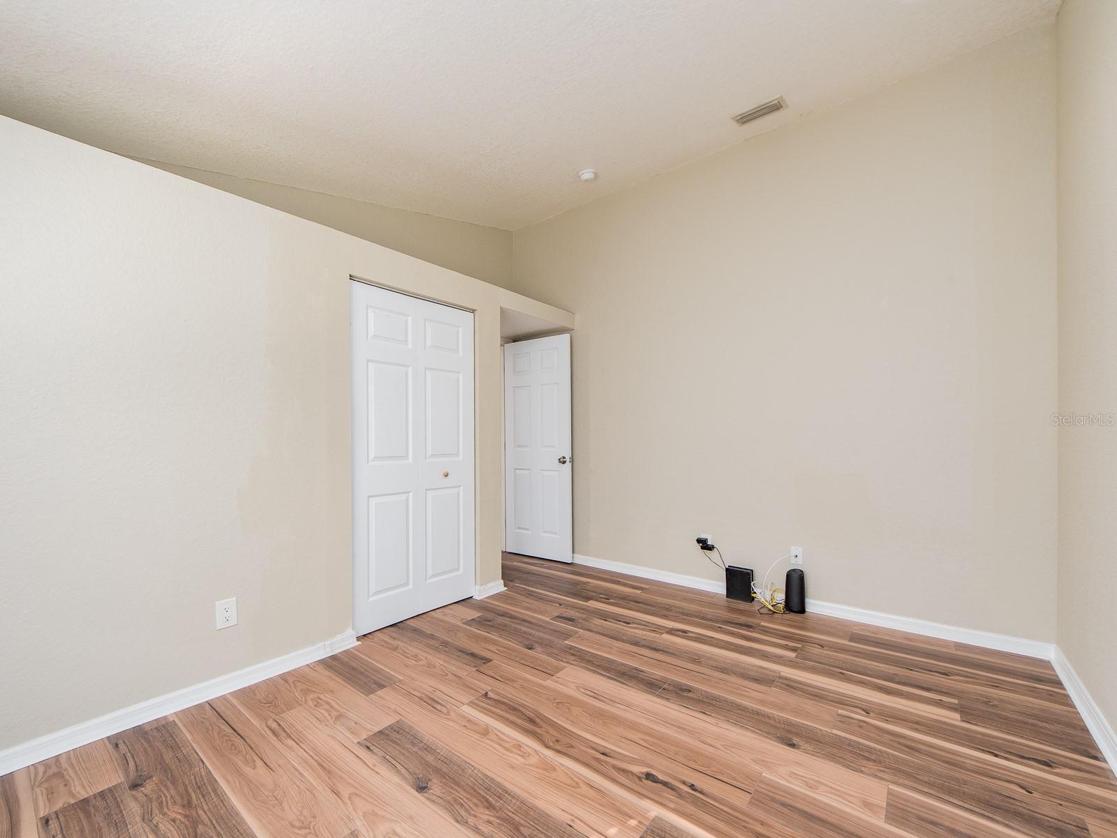 Image 23 of 34 For 15838 49th St N