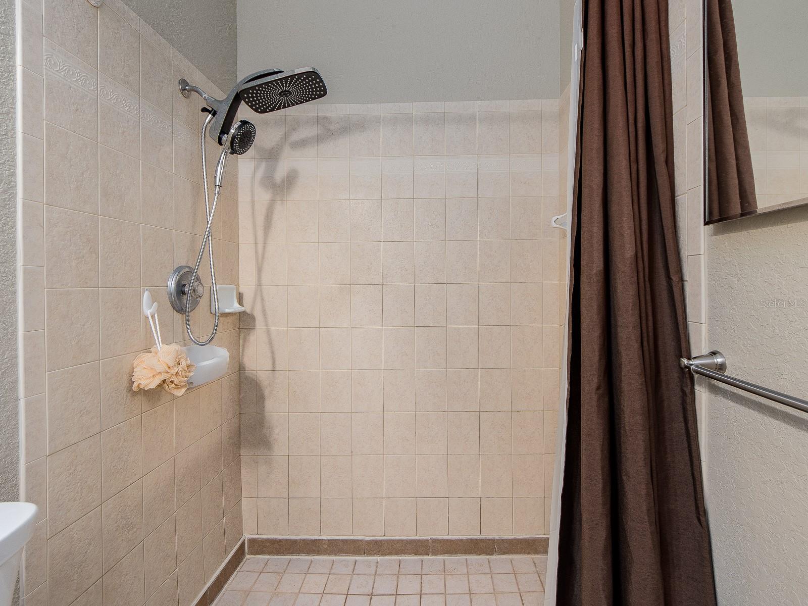 Image 27 of 34 For 15838 49th St N