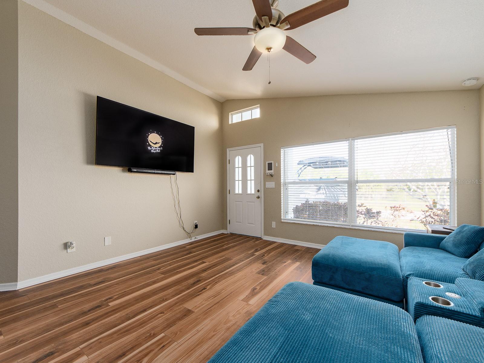 Image 9 of 34 For 15838 49th St N