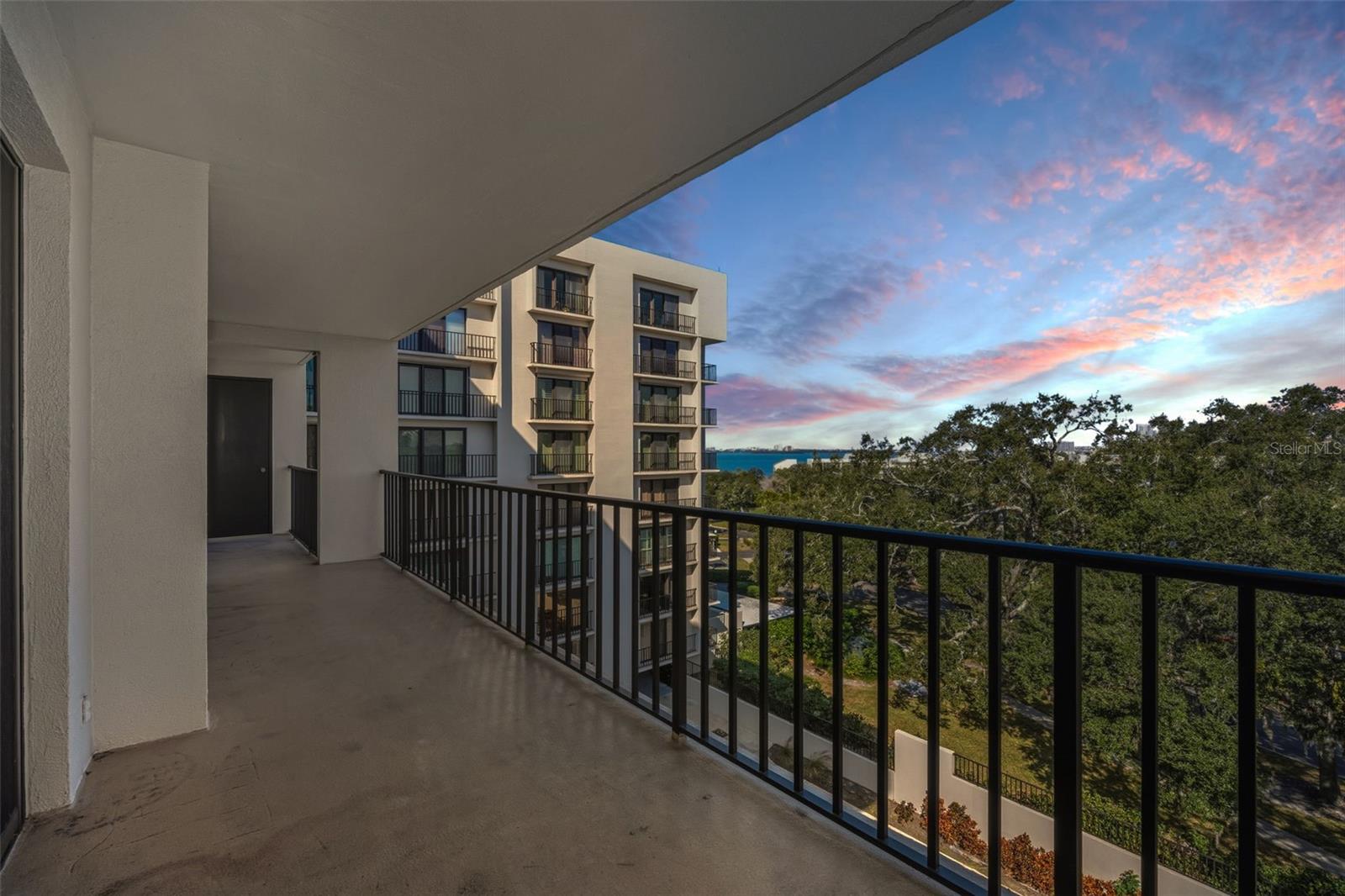 Image 24 of 57 For 150 Belleview Boulevard 503