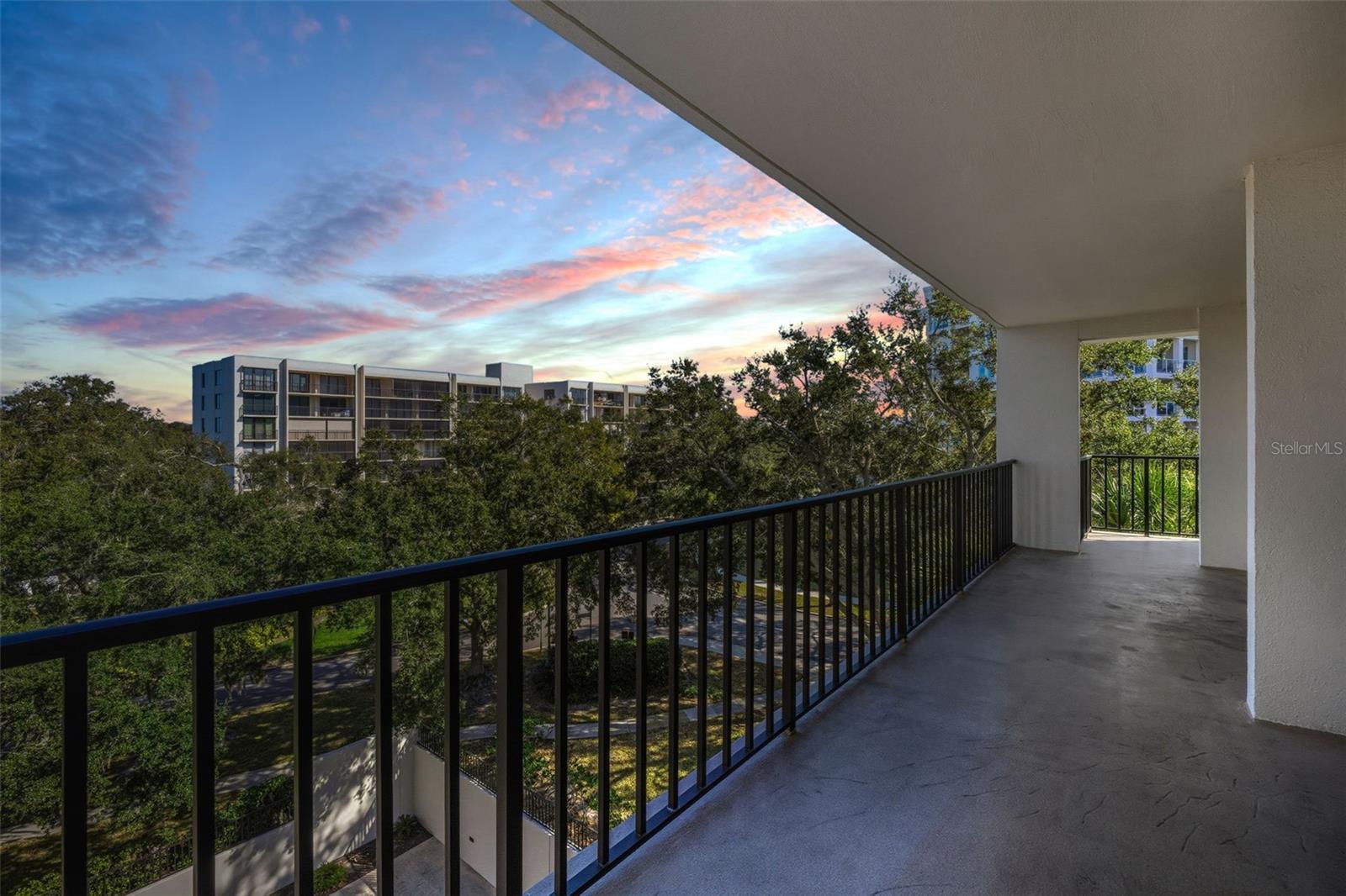 Image 25 of 57 For 150 Belleview Boulevard 503