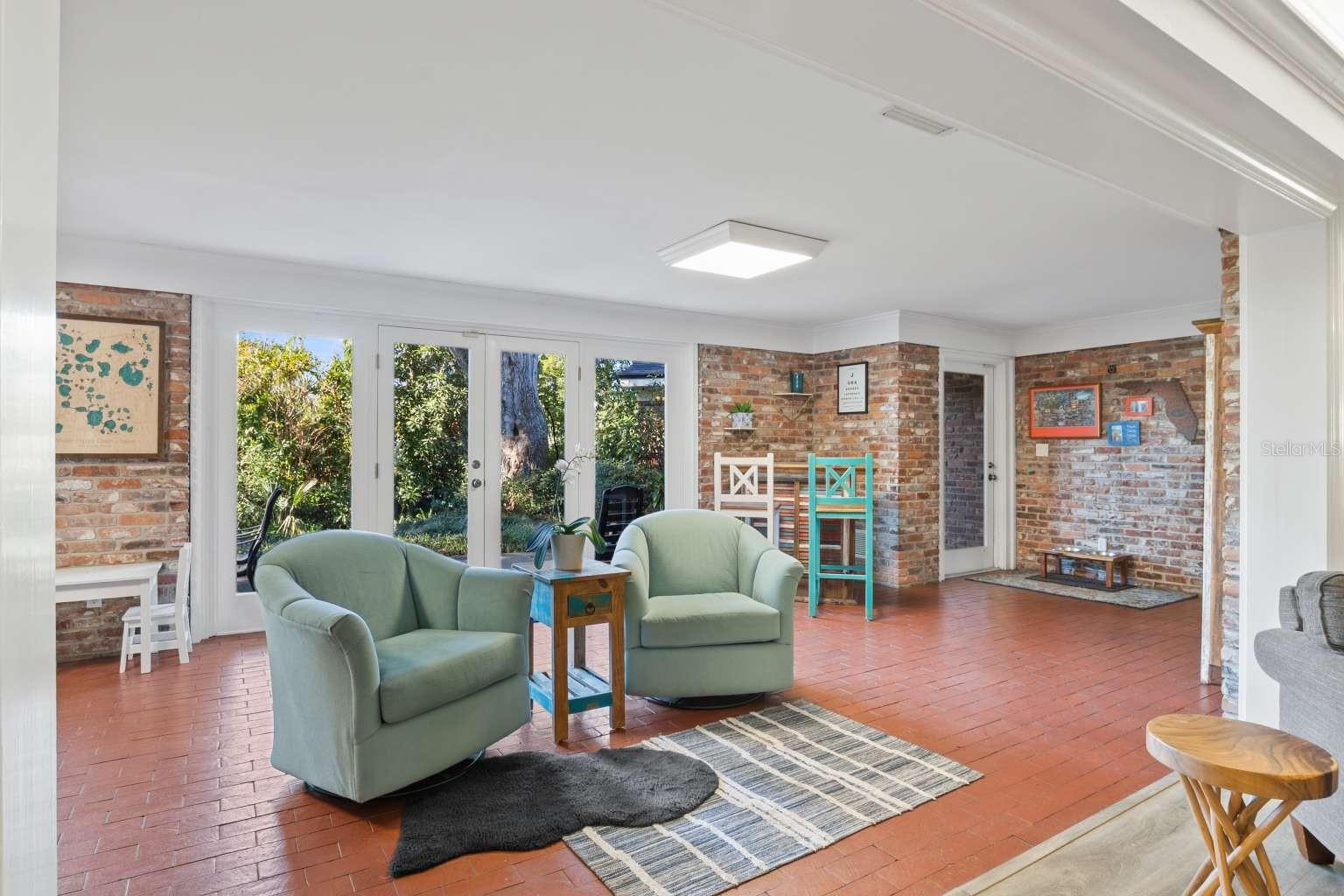 Image 15 of 34 For 5 Peachtree Lane Se