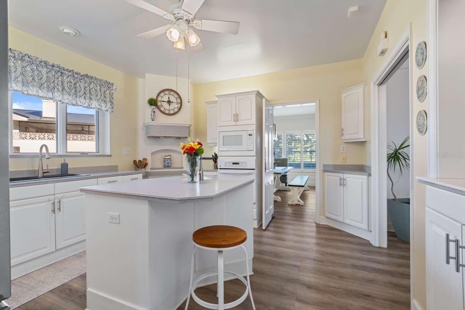 Image 25 of 34 For 5 Peachtree Lane Se