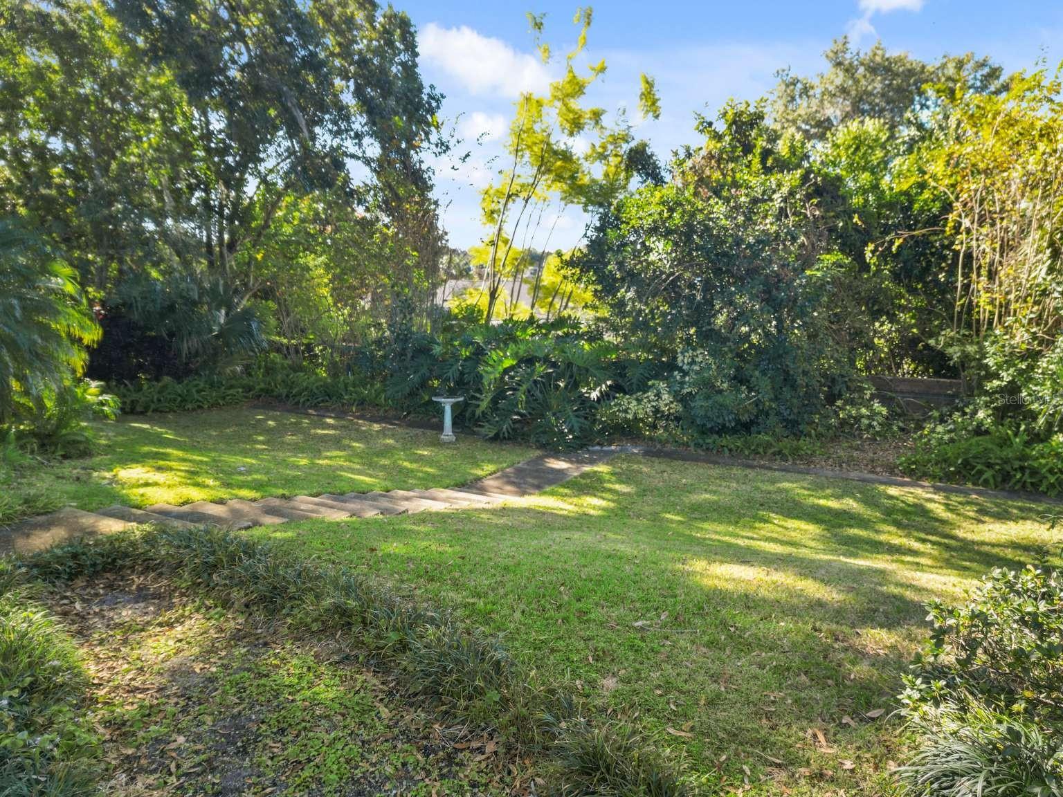 Image 5 of 34 For 5 Peachtree Lane Se