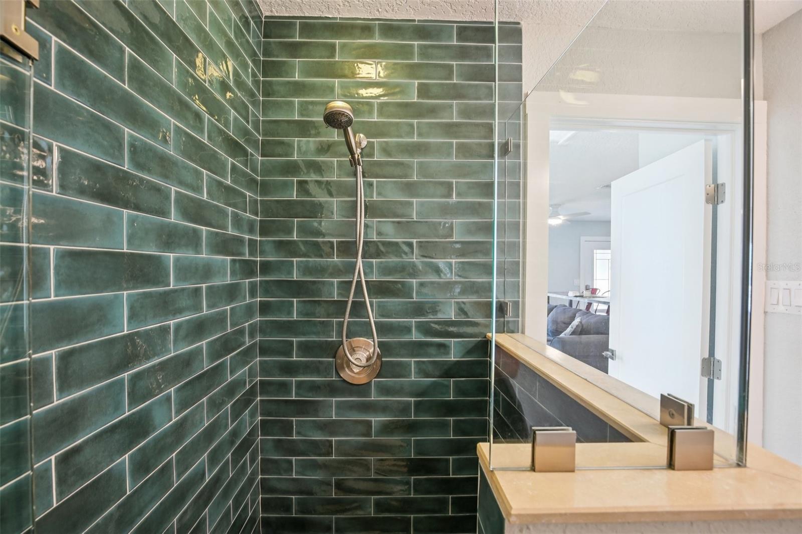 Image 11 of 54 For 5467 Bayou Grande Boulevard Ne