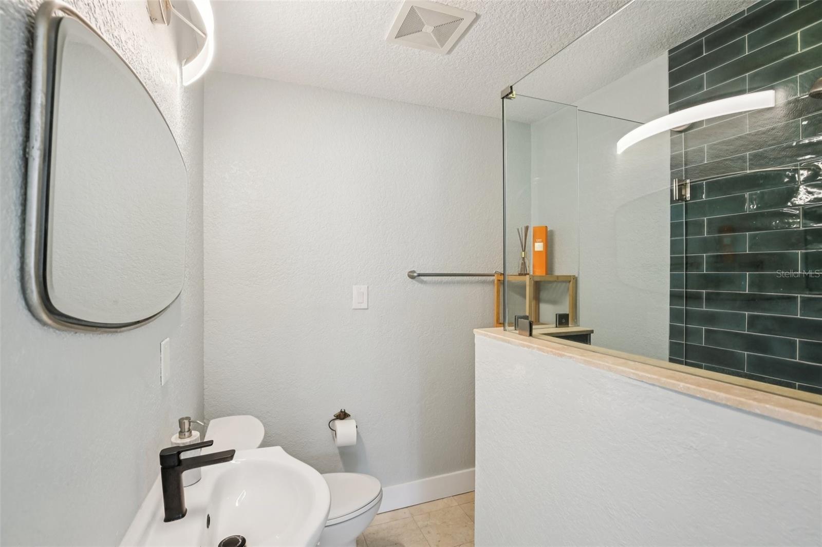 Image 12 of 54 For 5467 Bayou Grande Boulevard Ne