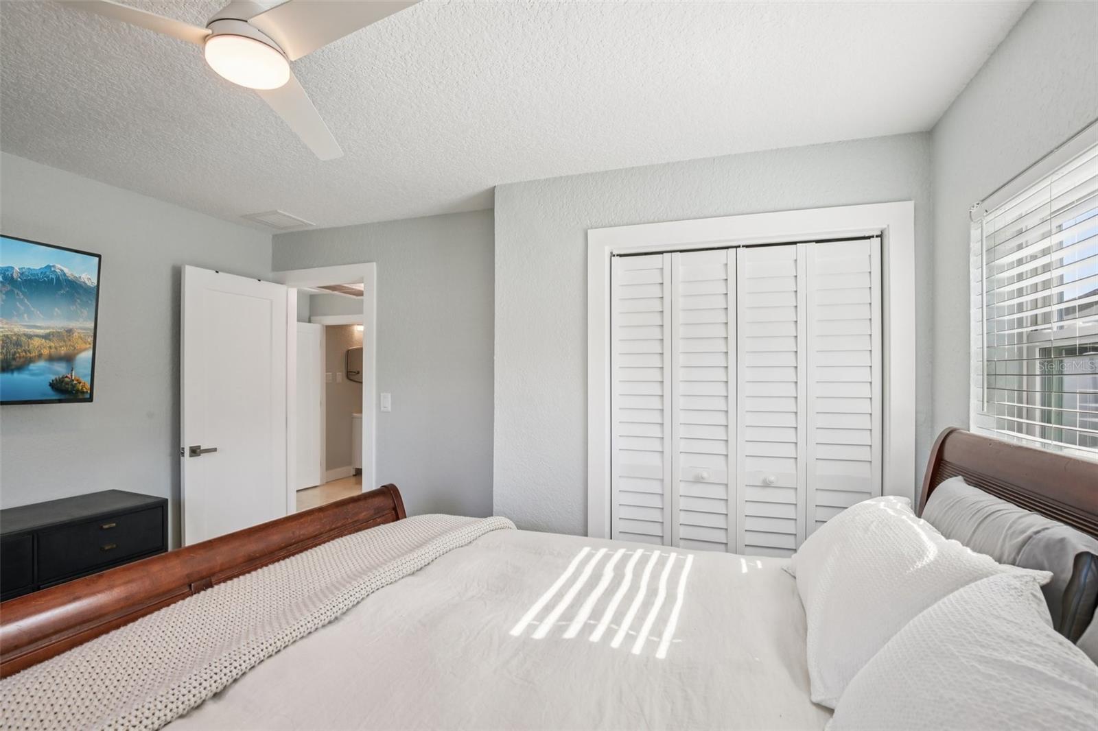 Image 17 of 54 For 5467 Bayou Grande Boulevard Ne