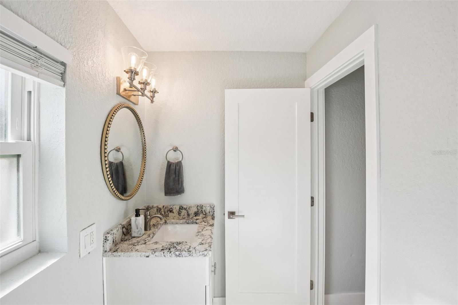 Image 21 of 54 For 5467 Bayou Grande Boulevard Ne