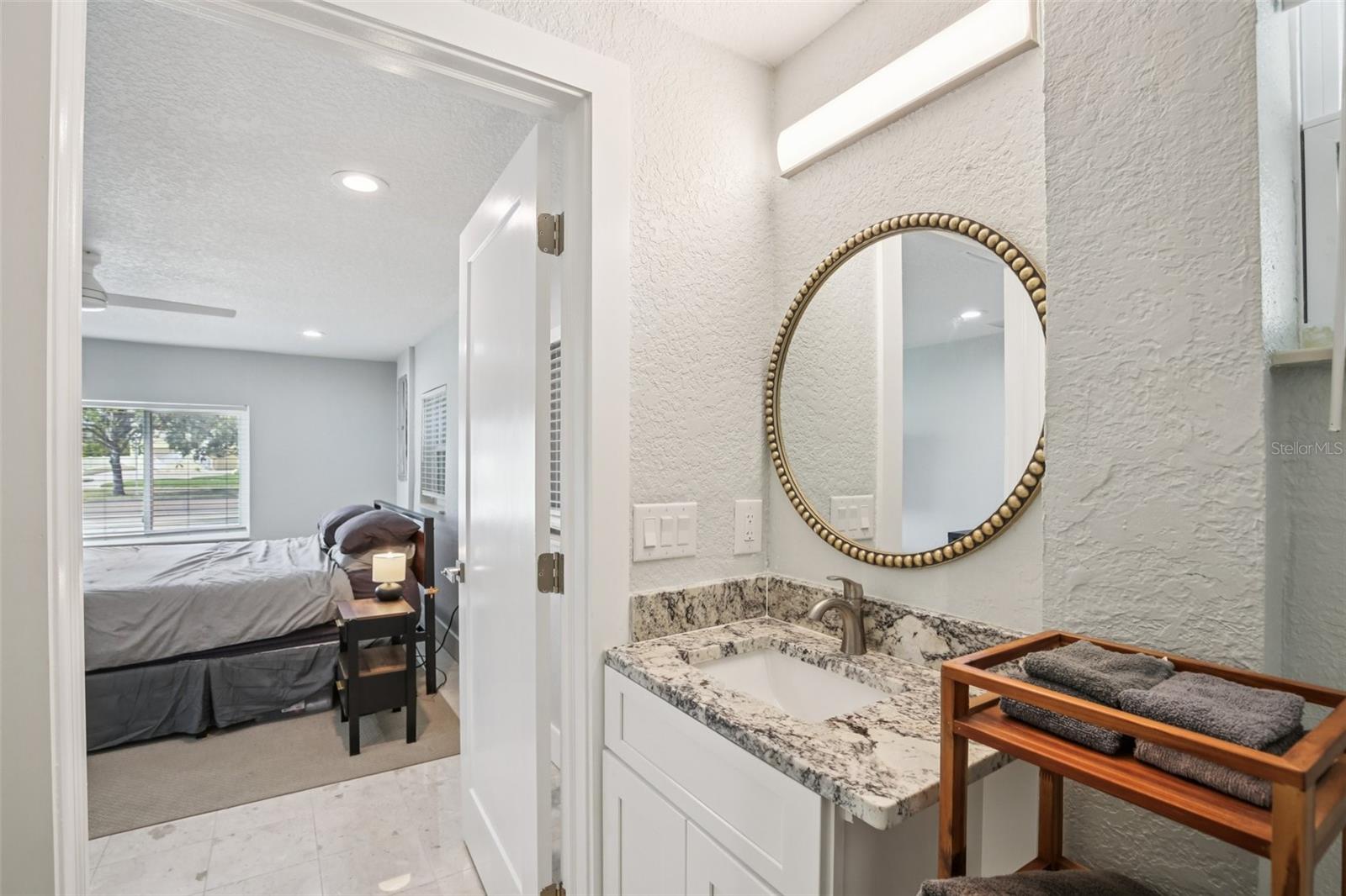 Image 24 of 54 For 5467 Bayou Grande Boulevard Ne