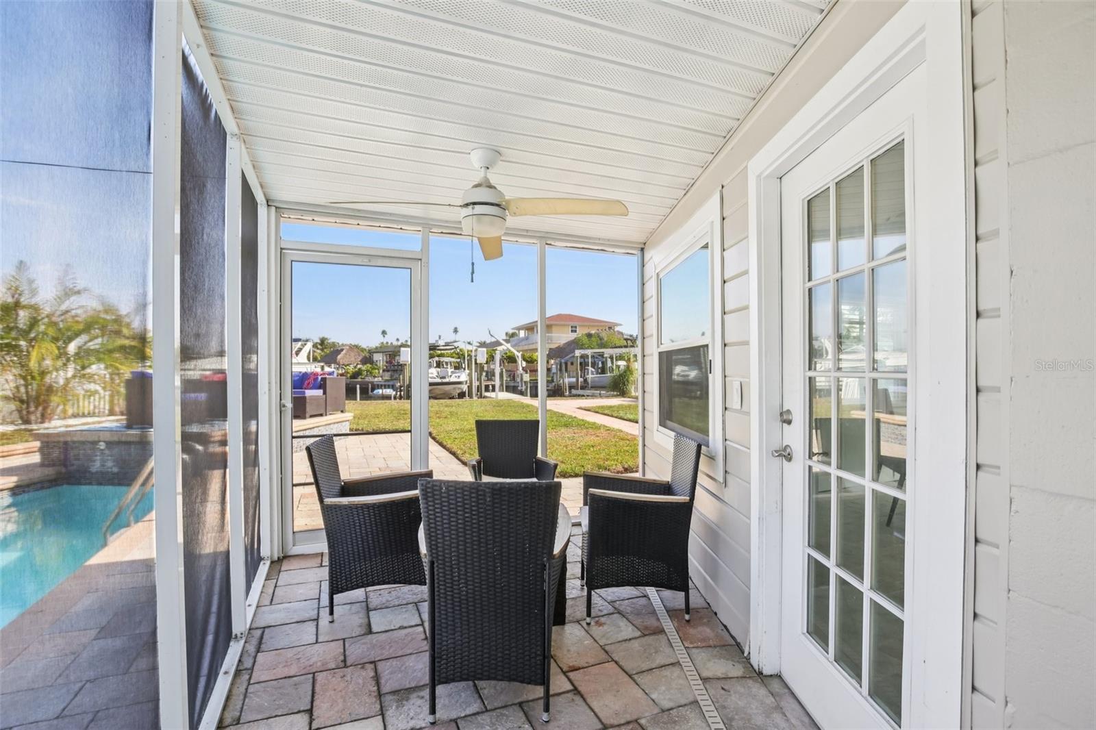 Image 32 of 54 For 5467 Bayou Grande Boulevard Ne