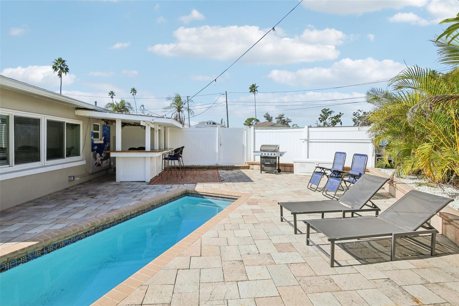 Image 37 of 54 For 5467 Bayou Grande Boulevard Ne