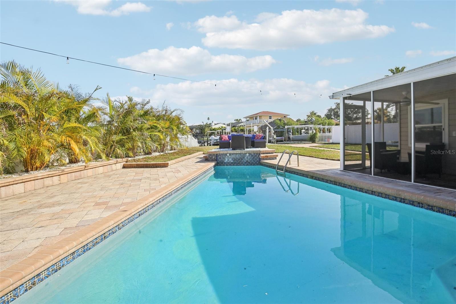 Image 40 of 54 For 5467 Bayou Grande Boulevard Ne