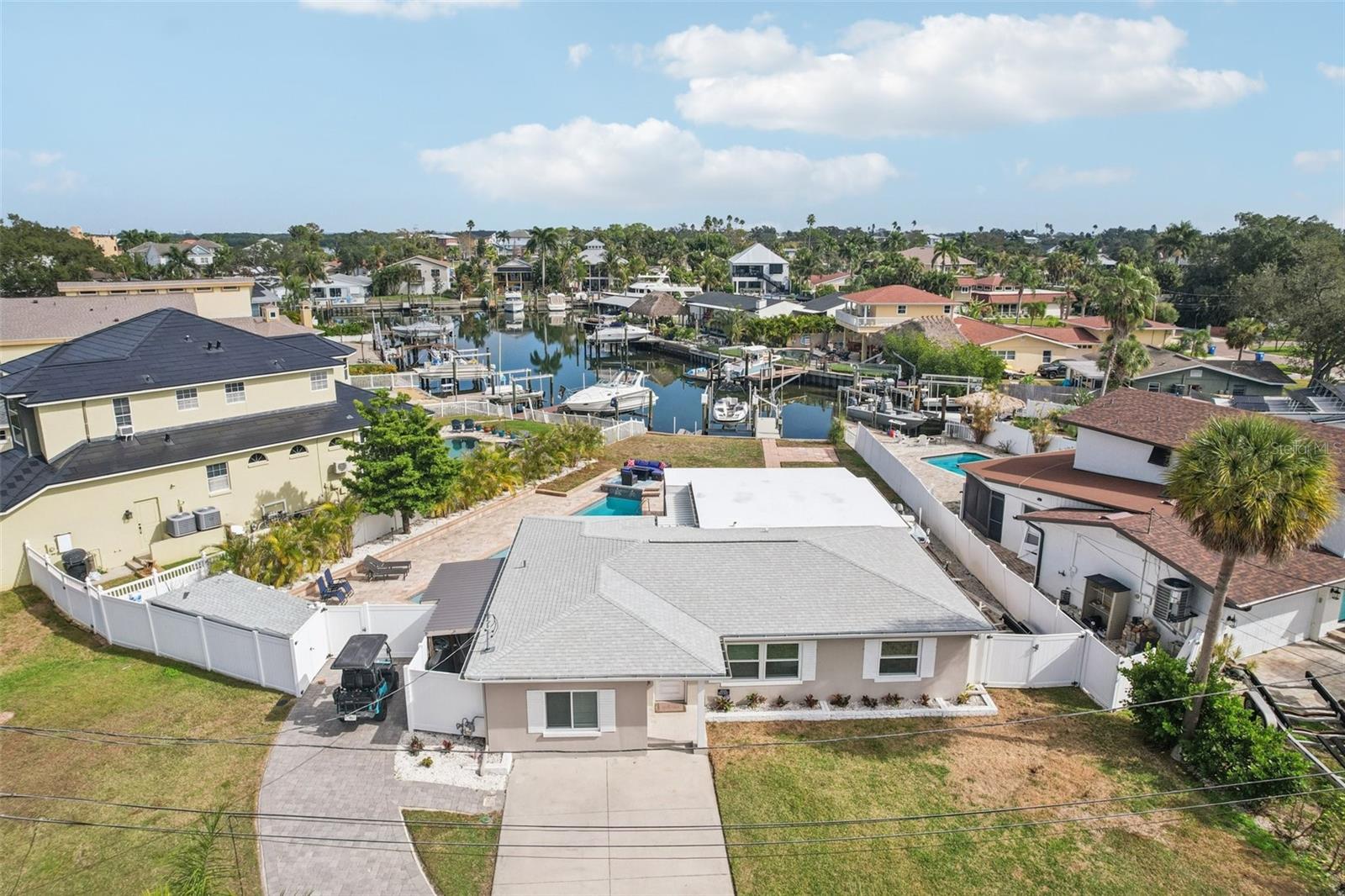 Image 41 of 54 For 5467 Bayou Grande Boulevard Ne