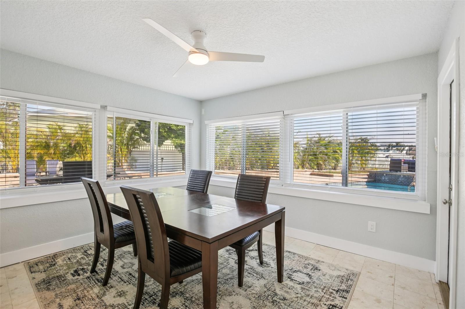 Image 6 of 54 For 5467 Bayou Grande Boulevard Ne