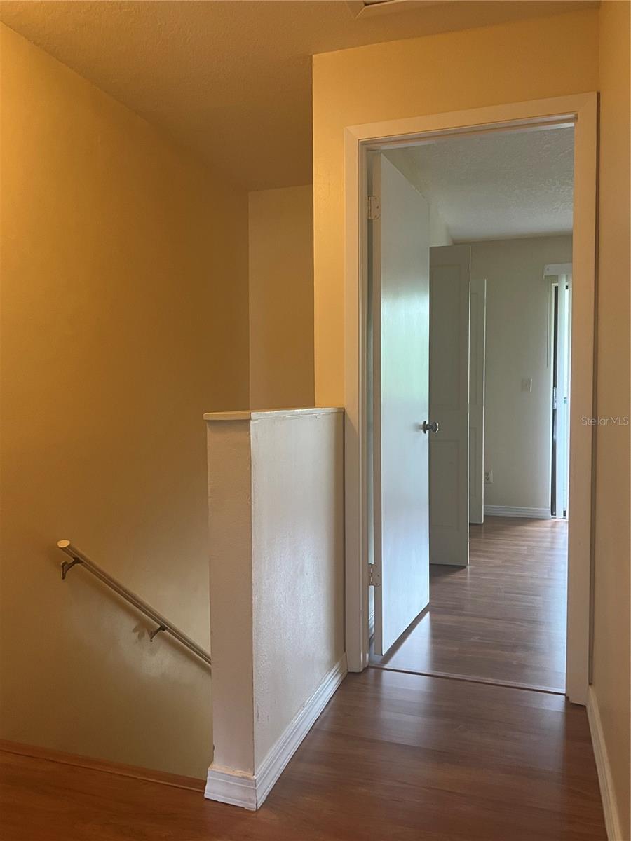 Image 15 of 19 For 1428 Highland Ridge Circle