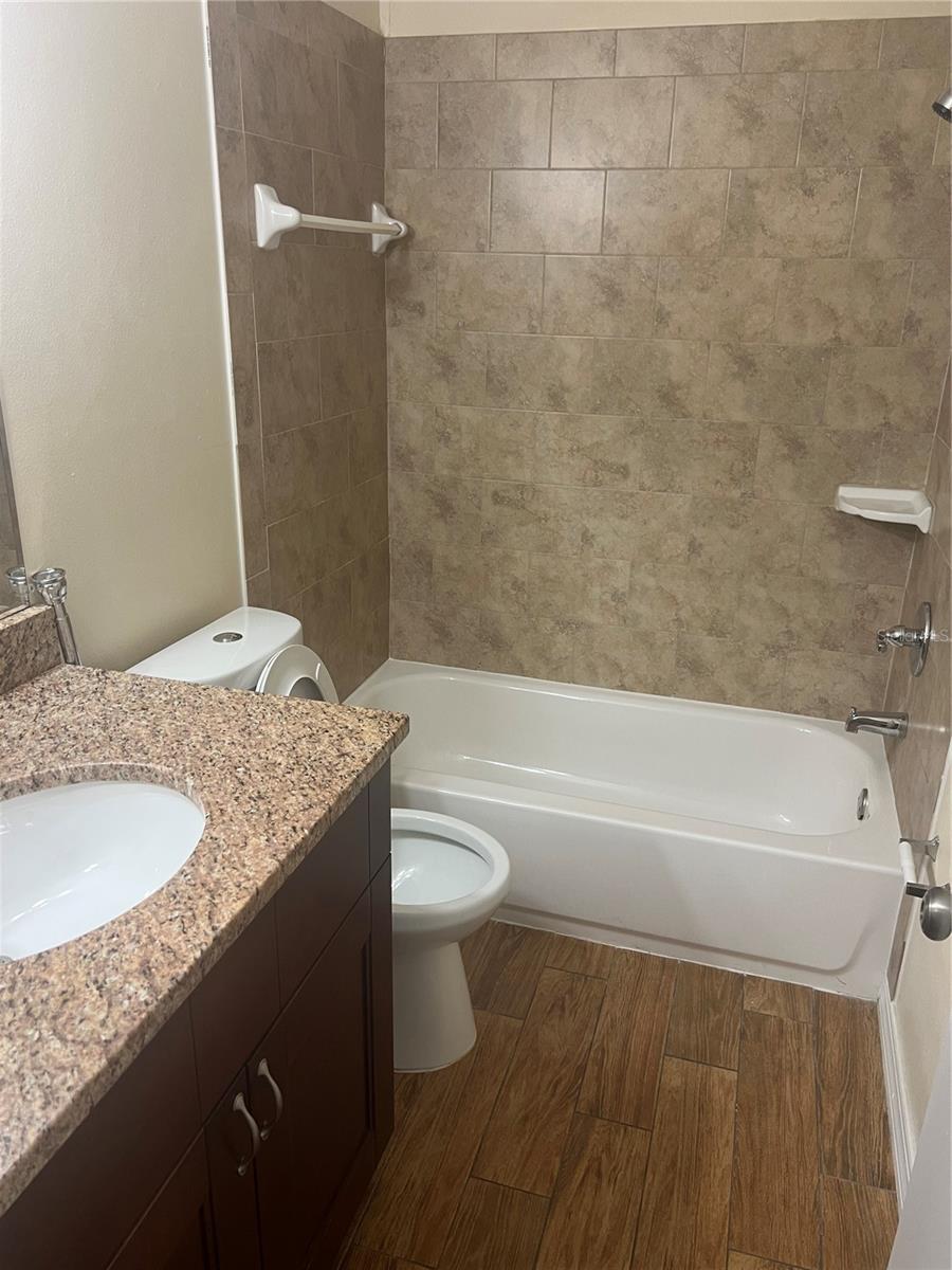 Image 17 of 19 For 1428 Highland Ridge Circle