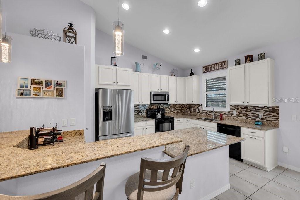 Image 10 of 35 For 12847 24th Street Circle E