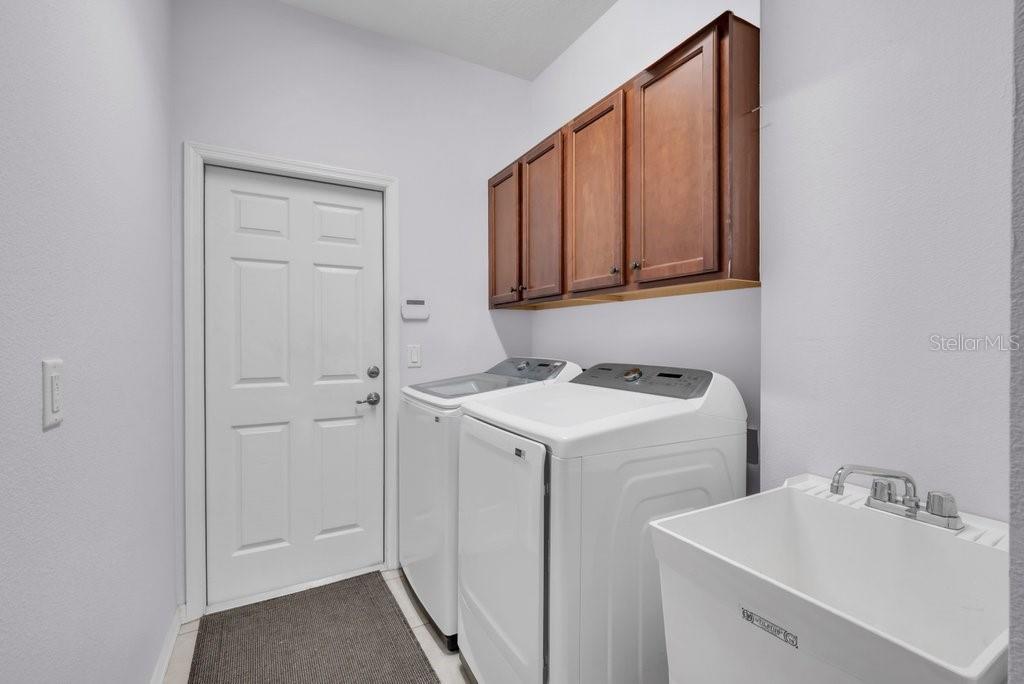 Image 22 of 35 For 12847 24th Street Circle E