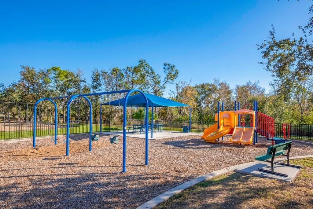 Image 33 of 35 For 12847 24th Street Circle E