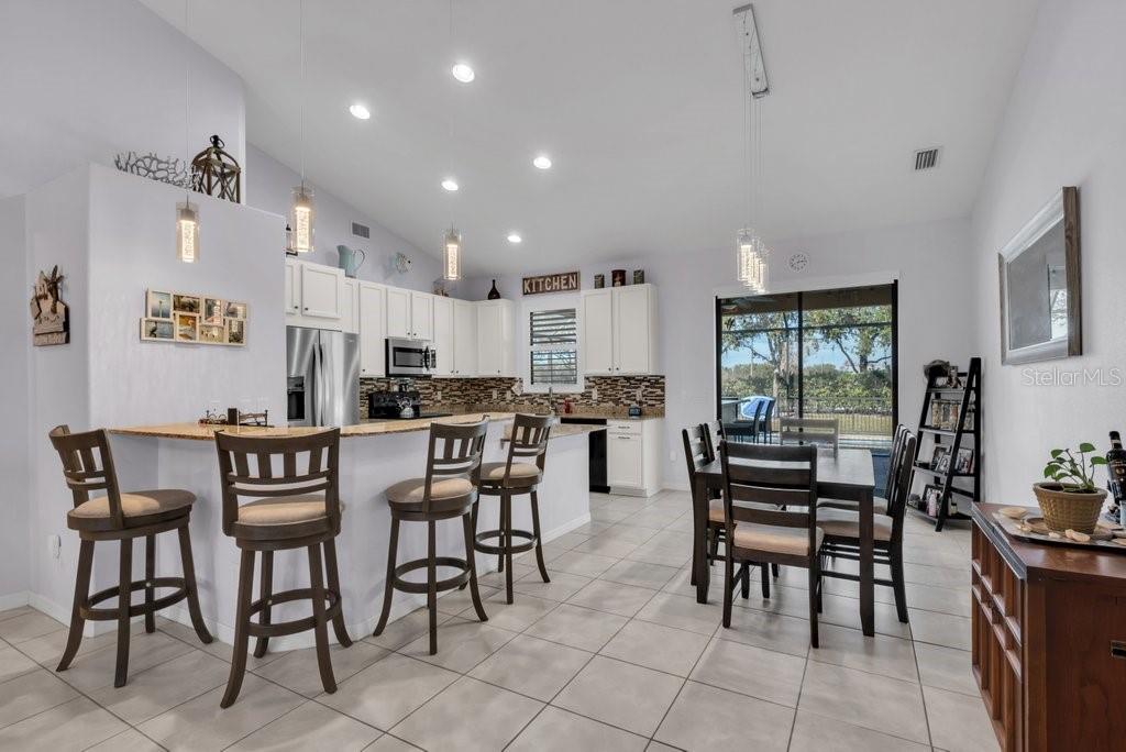 Image 7 of 35 For 12847 24th Street Circle E