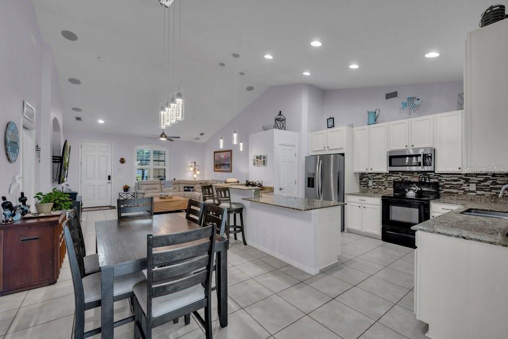 Image 9 of 35 For 12847 24th Street Circle E