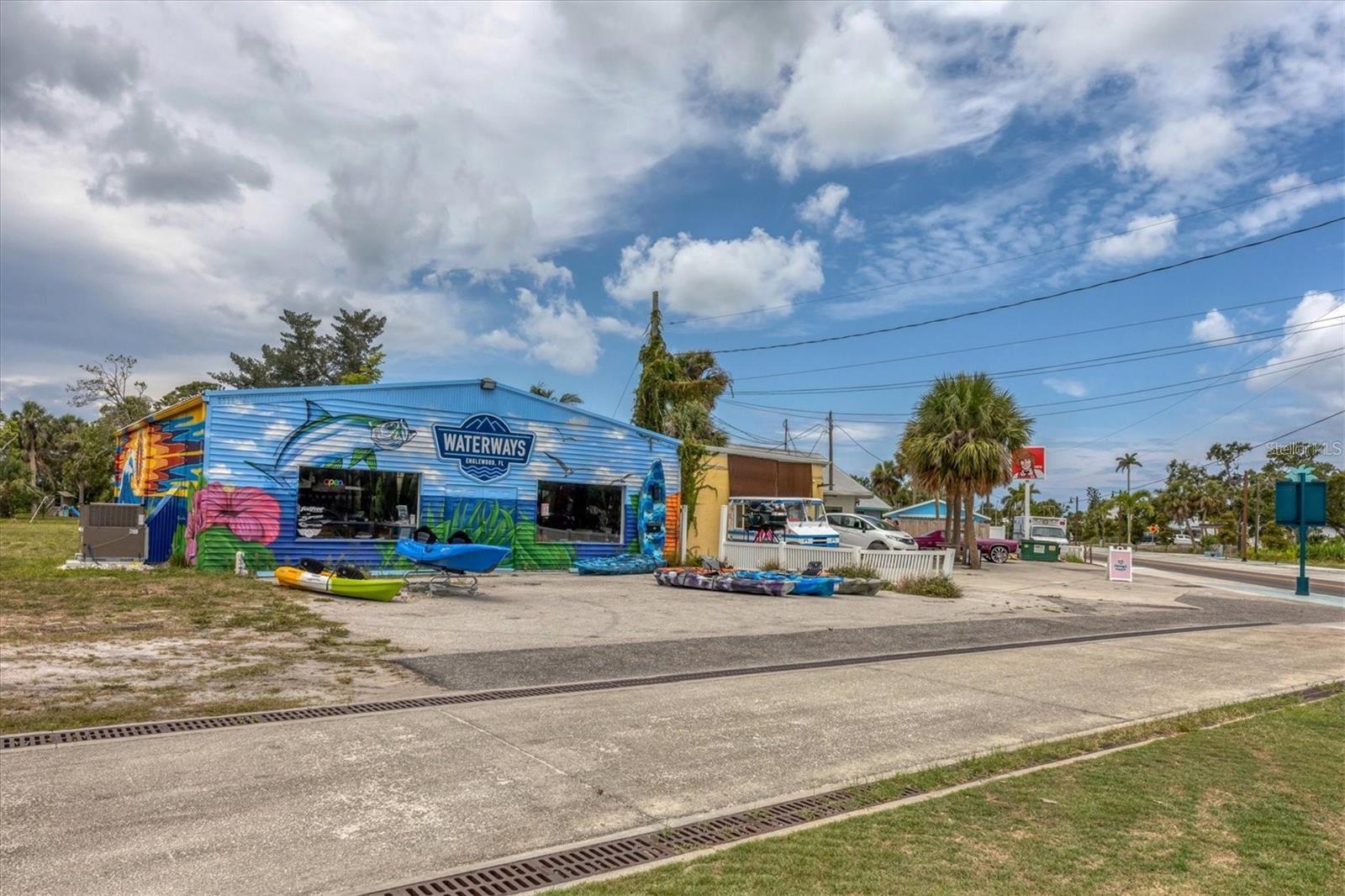 Image 36 of 45 For 209 Persimmon Street 209