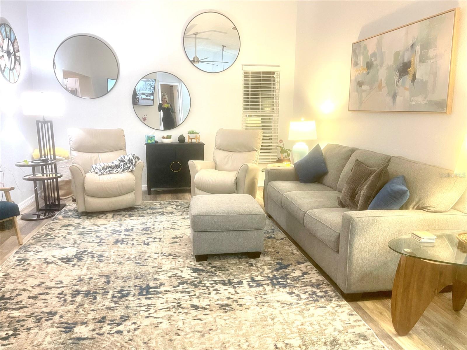 Image 5 of 45 For 209 Persimmon Street 209