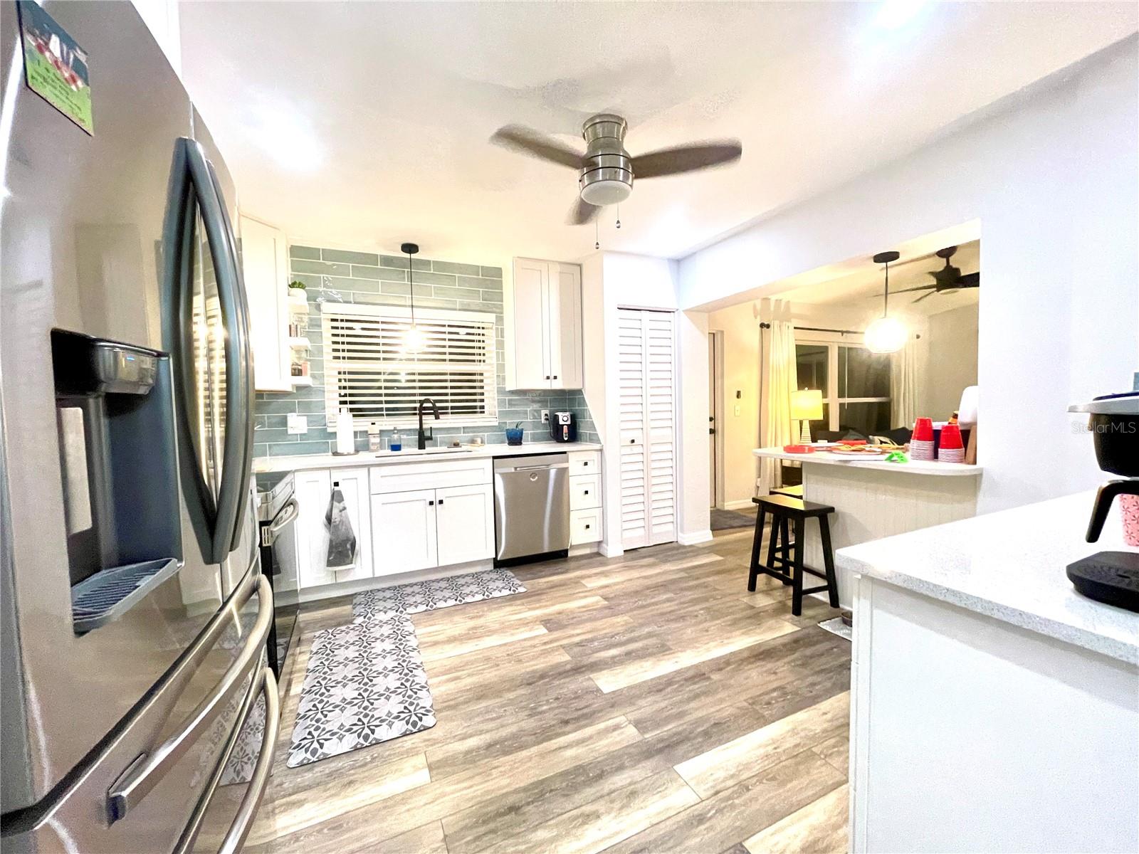 Image 8 of 45 For 209 Persimmon Street 209