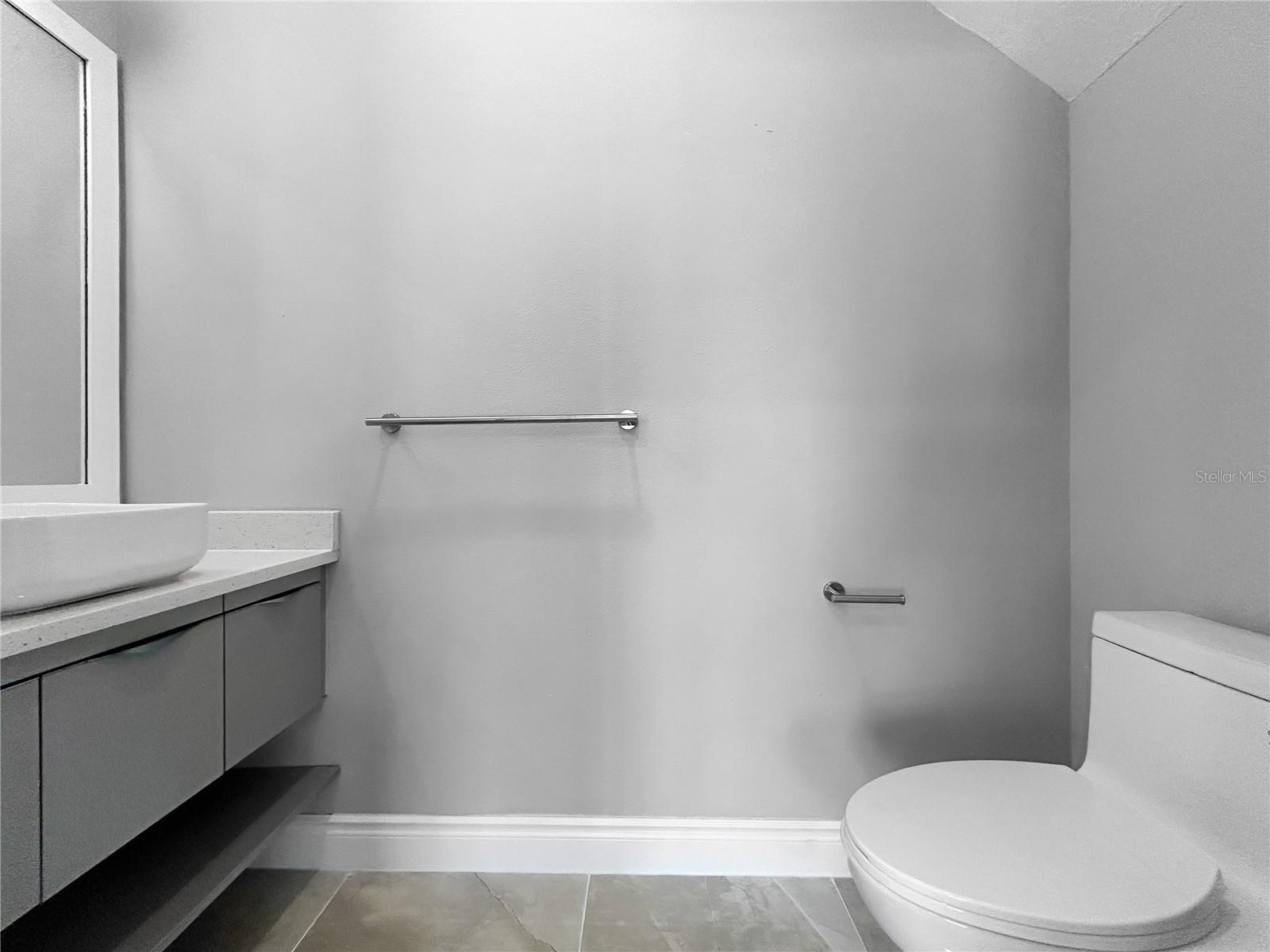 Image 13 of 35 For 1806 Brentwood Court