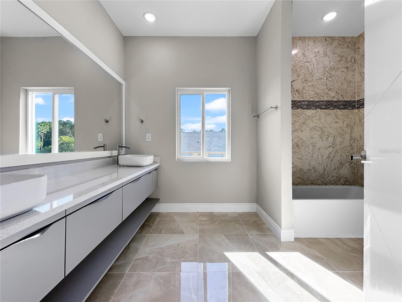 Image 17 of 35 For 1806 Brentwood Court