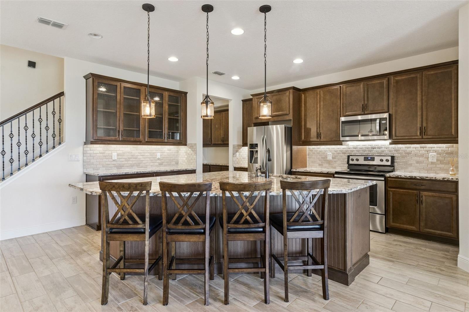 Image 11 of 50 For 9009 Palm Key Avenue