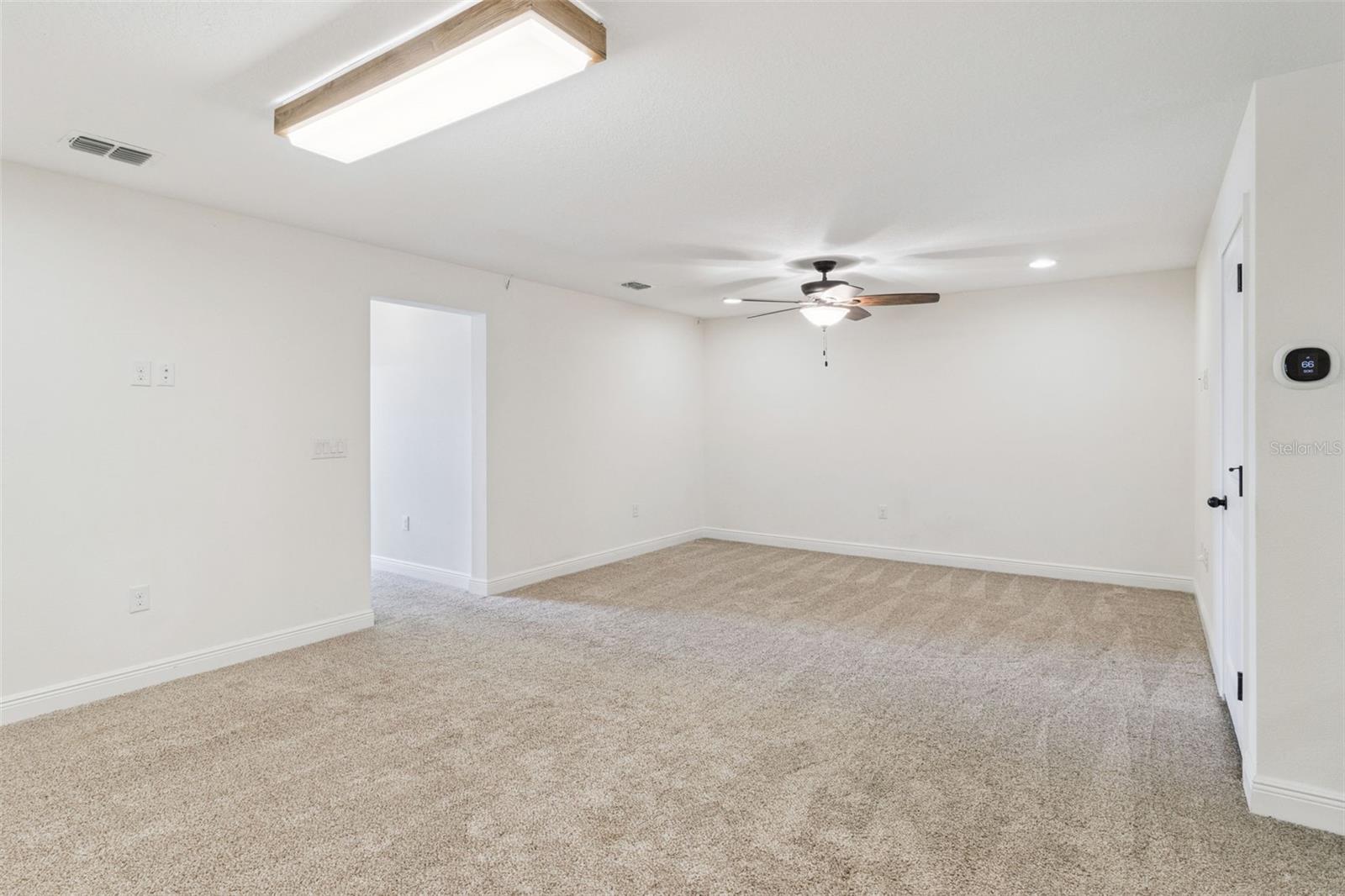 Image 21 of 50 For 9009 Palm Key Avenue