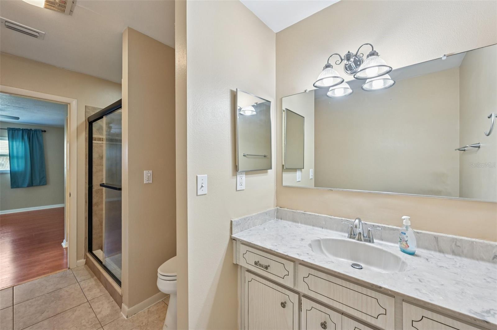 Image 20 of 54 For 332 Club Manor Drive