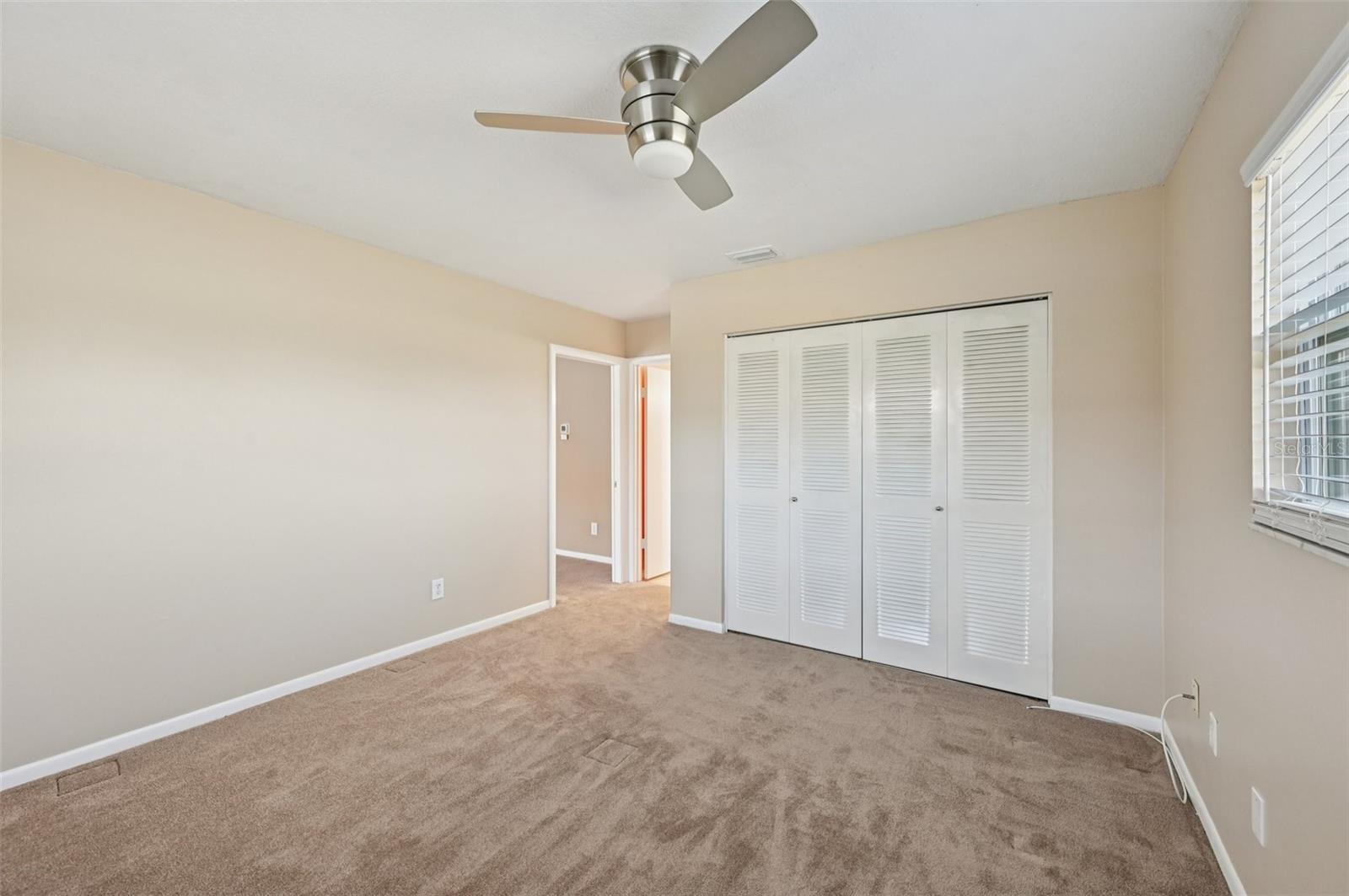 Image 23 of 54 For 332 Club Manor Drive