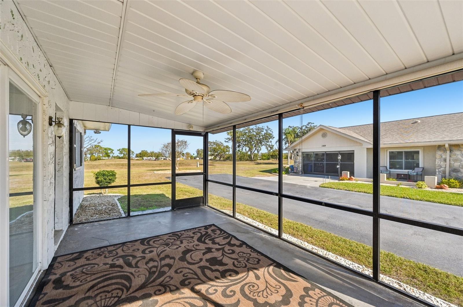 Image 30 of 54 For 332 Club Manor Drive