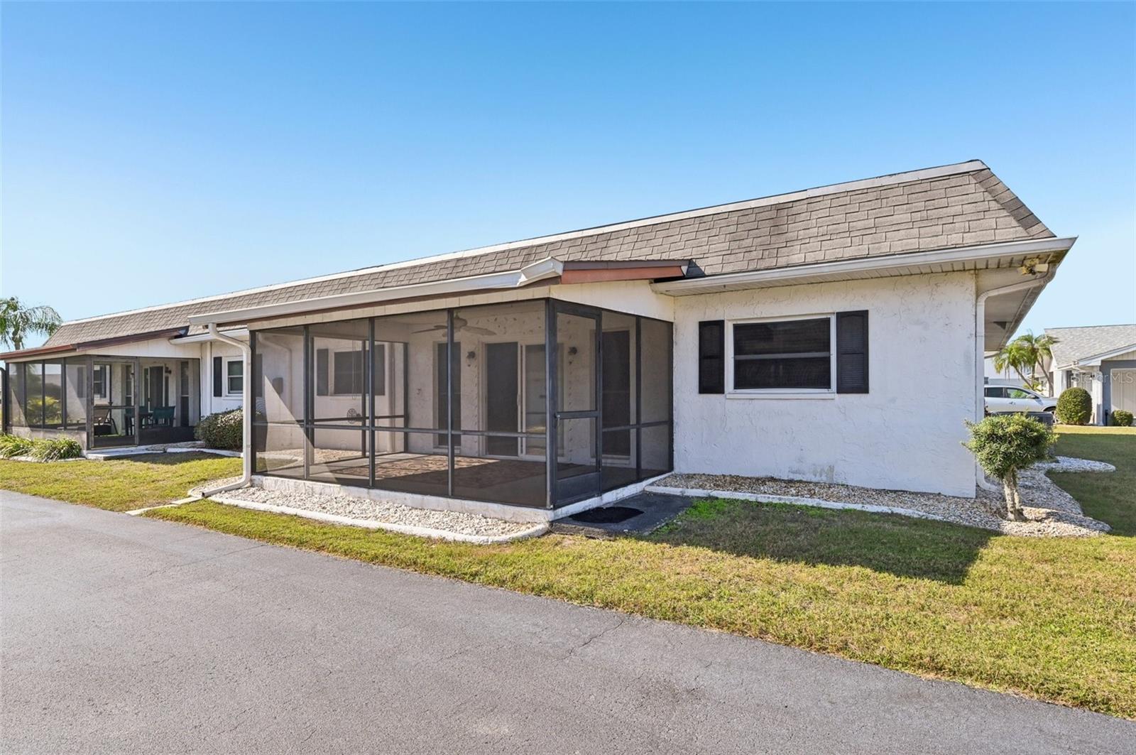 Image 34 of 54 For 332 Club Manor Drive