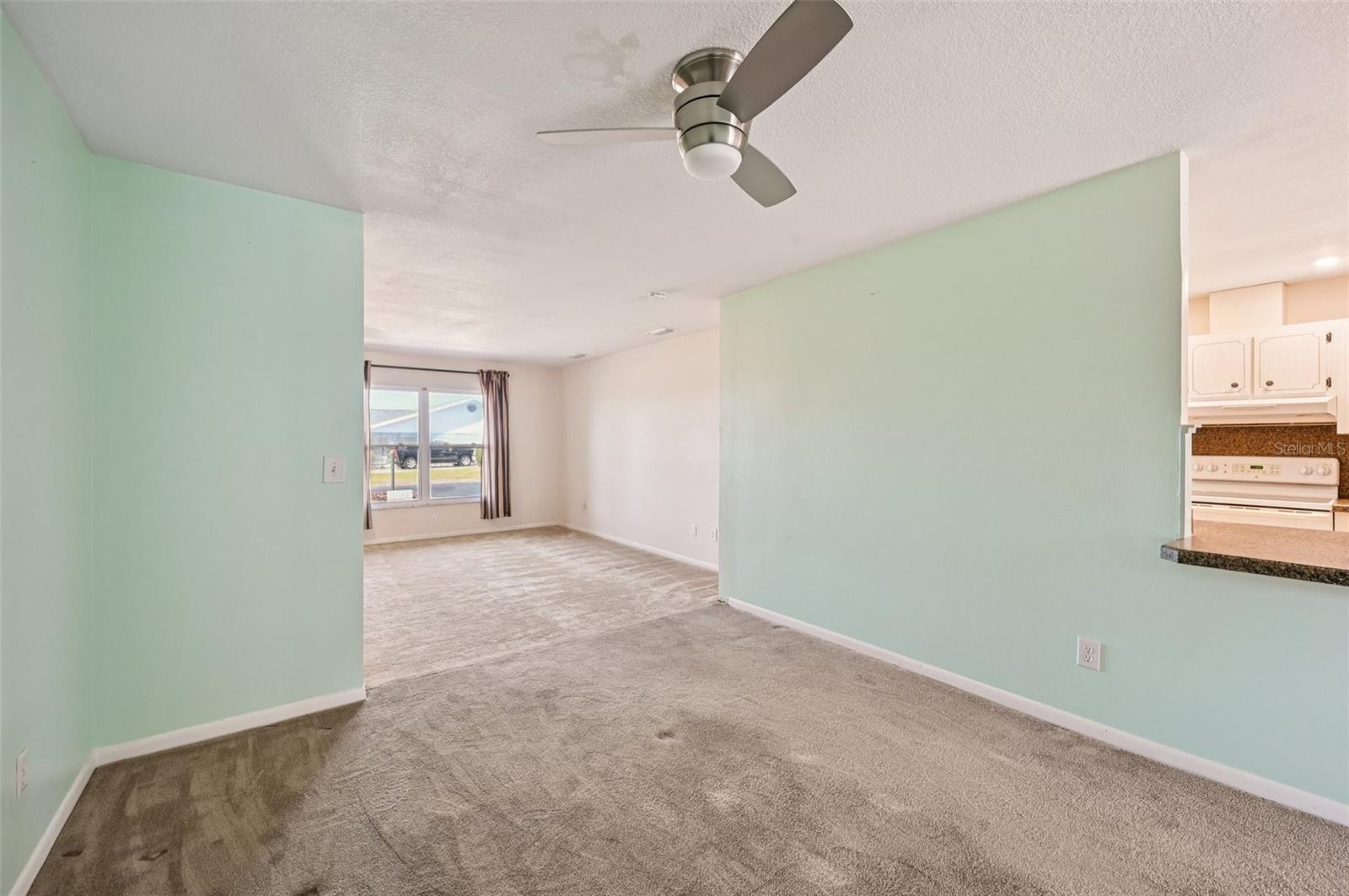 Image 6 of 54 For 332 Club Manor Drive