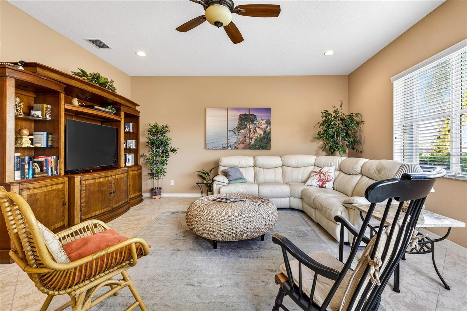 Image 21 of 62 For 16251 Diamond Bay Drive