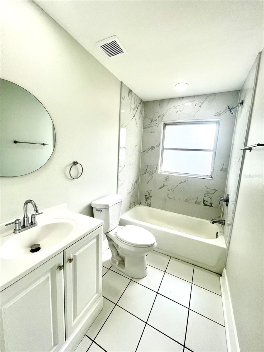 Listing photo id 10 for 102 Jefferson Street