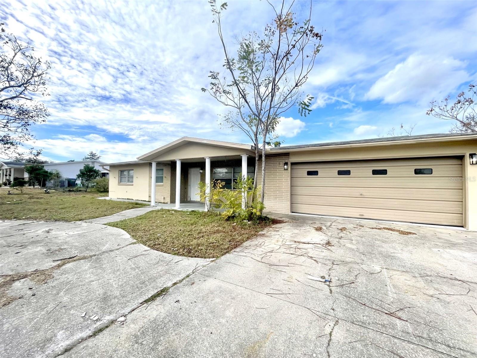 Listing photo id 0 for 102 Jefferson Street