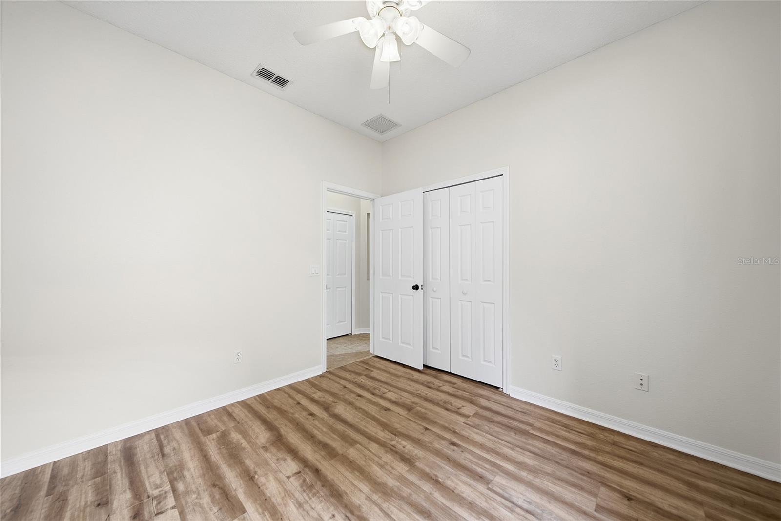 Image 17 of 40 For 26016 Singing Lark Court