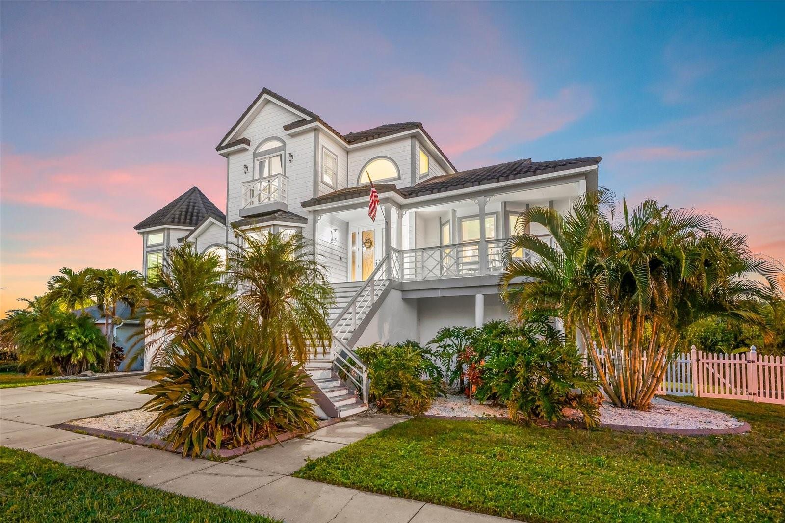 Image 12 of 100 For 2002 Alexis Court