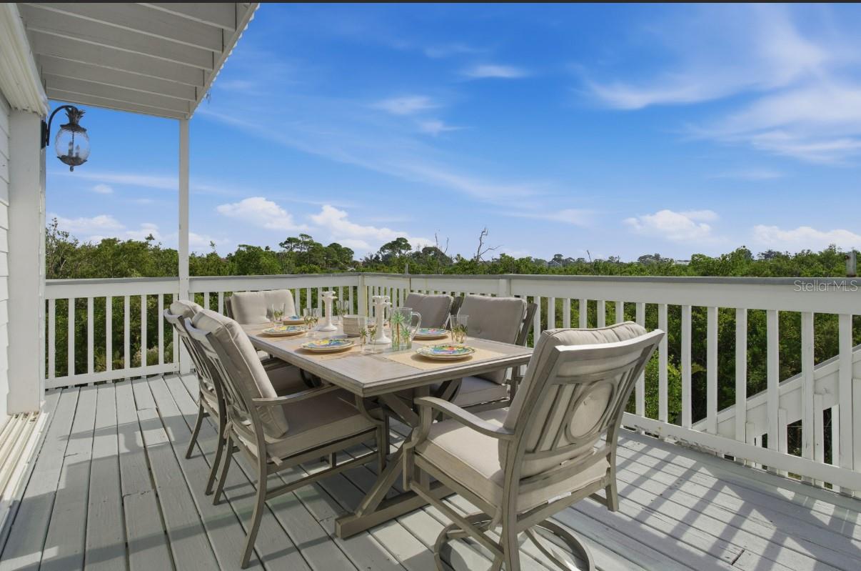 Image 22 of 100 For 2002 Alexis Court