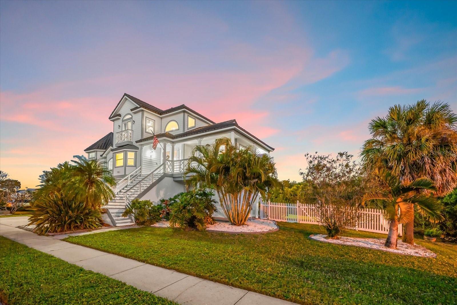 Image 24 of 100 For 2002 Alexis Court