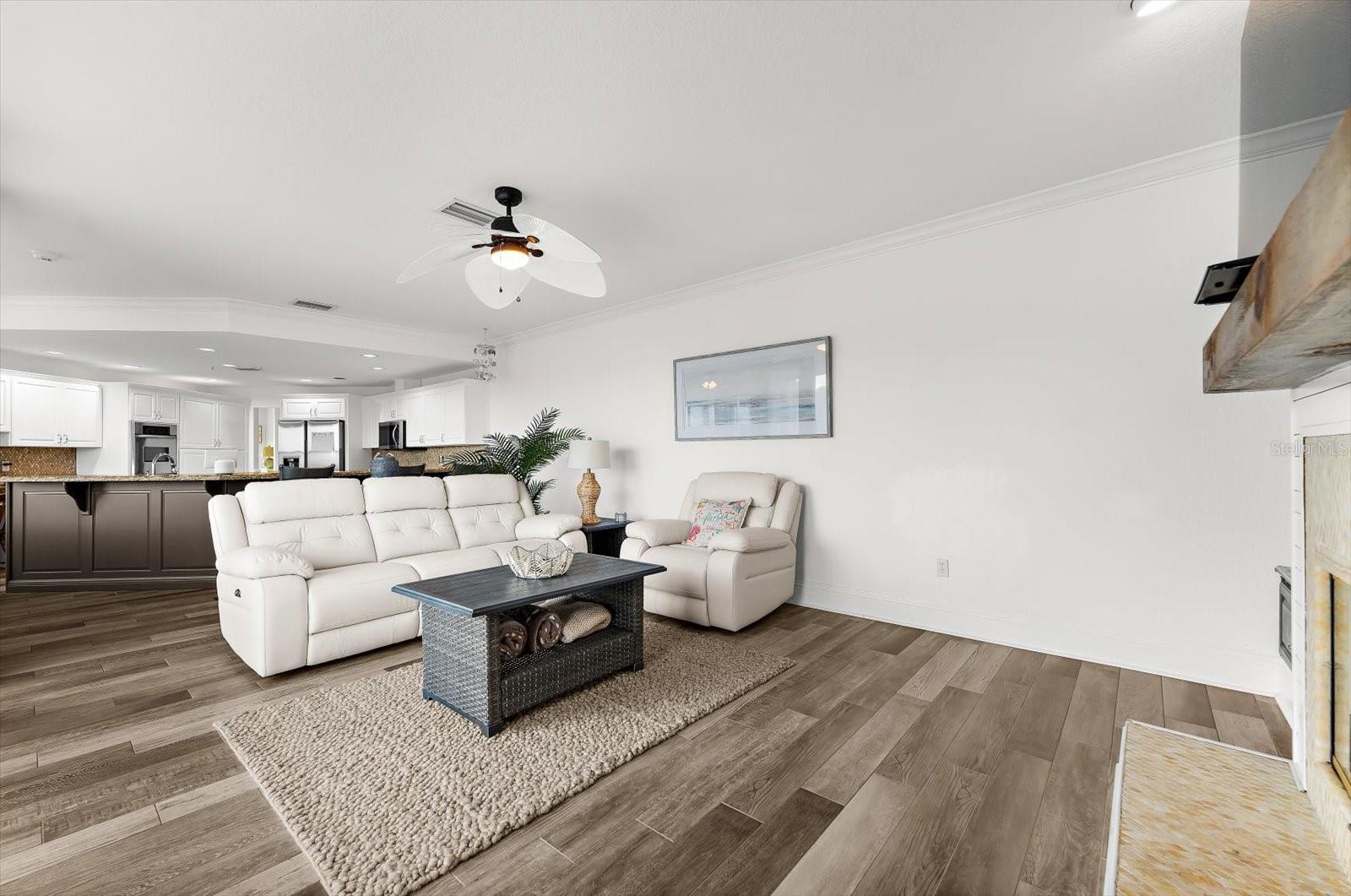 Image 39 of 100 For 2002 Alexis Court